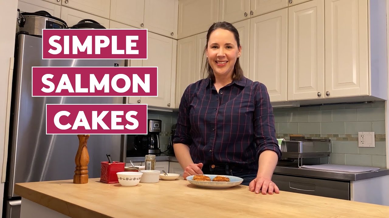 Приготовьте хрустящие котлеты из консервированного лосося | Real Simple