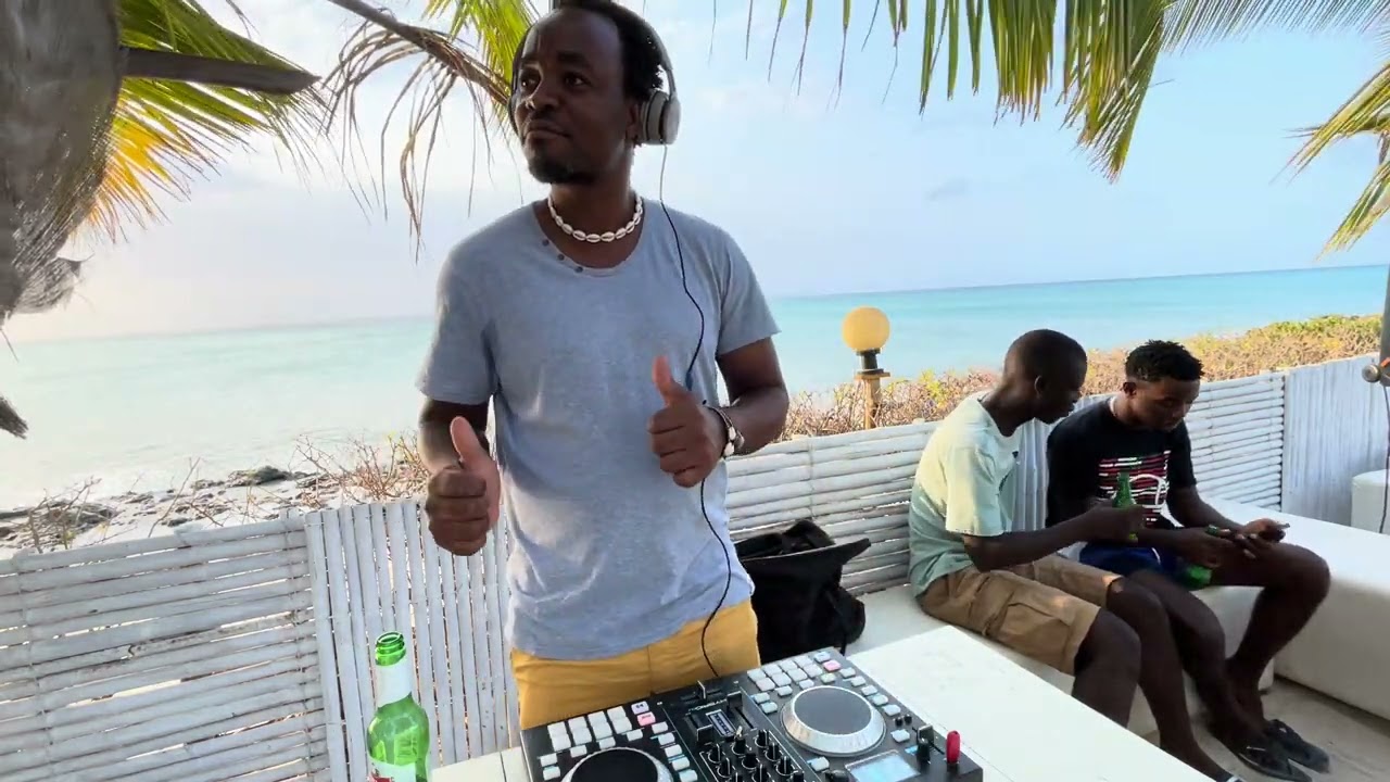 DJ VIRUS MZ#DEEP HOUSE MIX#RESTAURANTE PÔR DO SOL# CABO DELGADO-PEMBA.