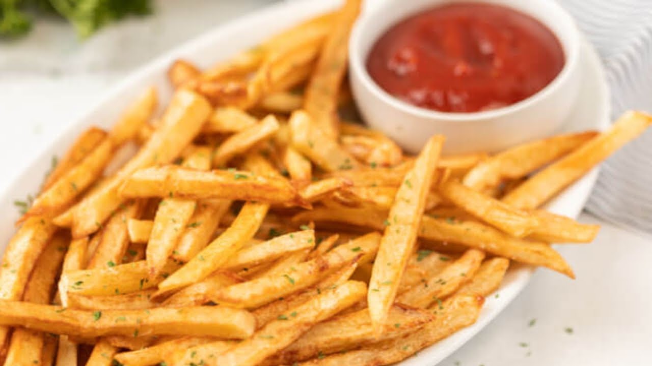 FRENCH FRIES | Crispy French Fries Potatoes Recipe finger chips فرائز بنانے کی ریسیپی food fussions