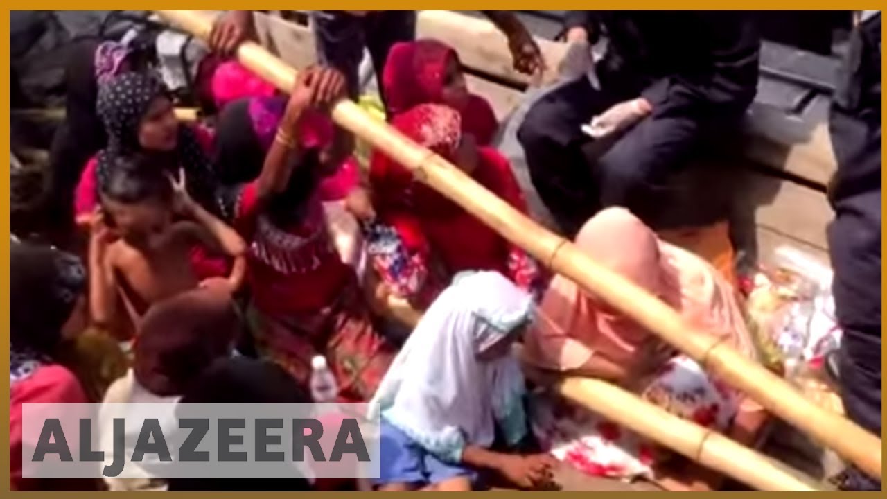 Boat carrying Rohingya refugees reaches Malaysia | Al Jazeera English