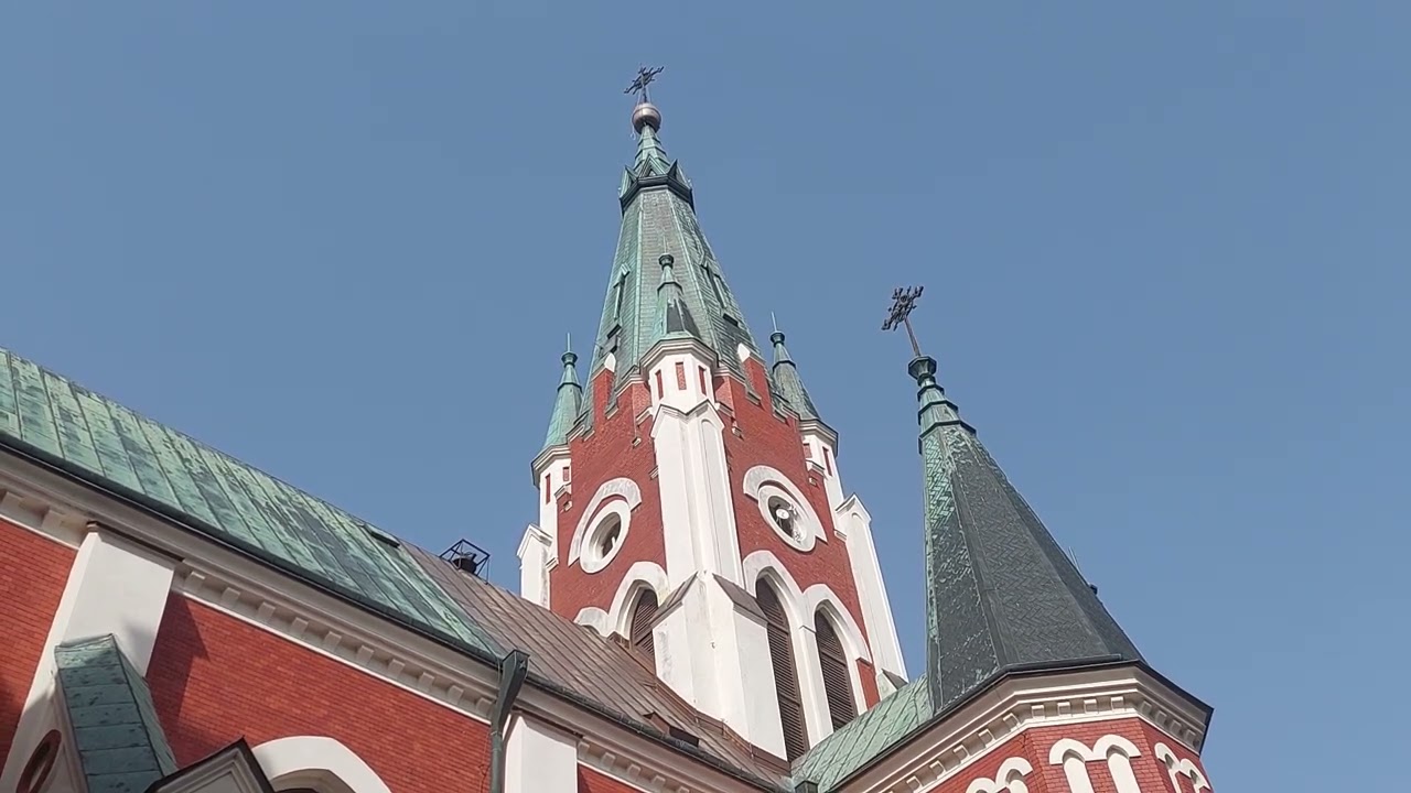 Kuranty kościoła w Mełgwi o 15:00