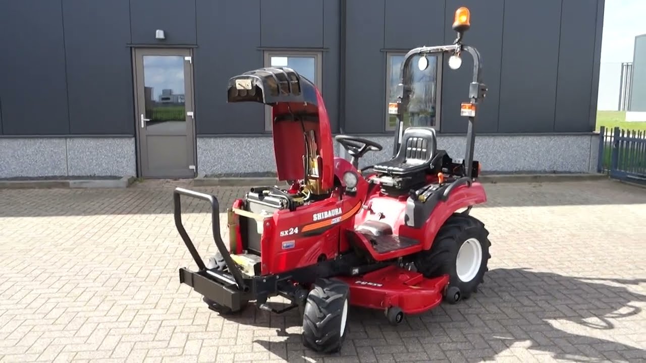 Shibaura SX-24 4wd HST / 0909 Draaiuren / Middenondermaaidek