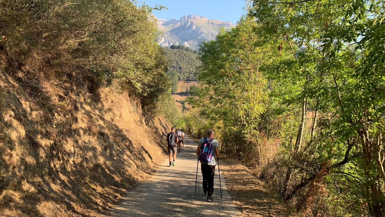 Rutas de Potes (Cantabria) a Espinama  (Cantabria) 24,6 KmAñ Agosto 2023