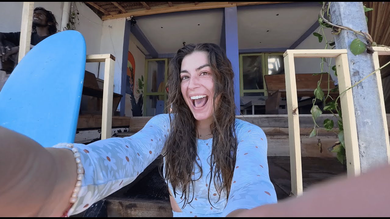 MINI-VLOG SURF 🏄‍♀️🌊 SRI LANKA 🇱🇰