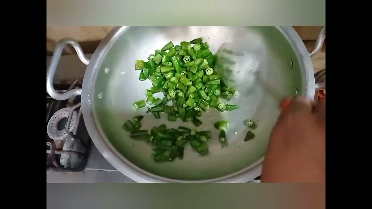 Bhindi ki Bhujiya Recipe by Cooking With Wajiha 
