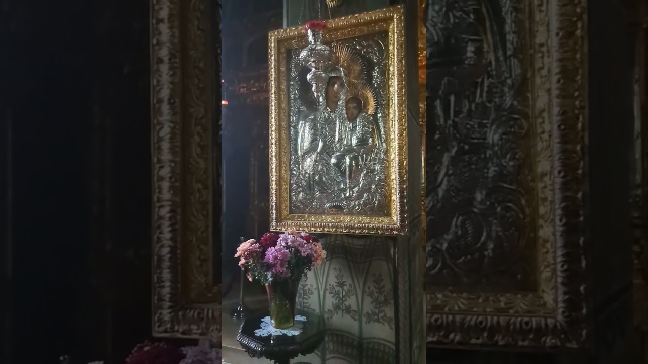 Manastirea Samurcasesti -Ciorogarla, biserica cu trei altare