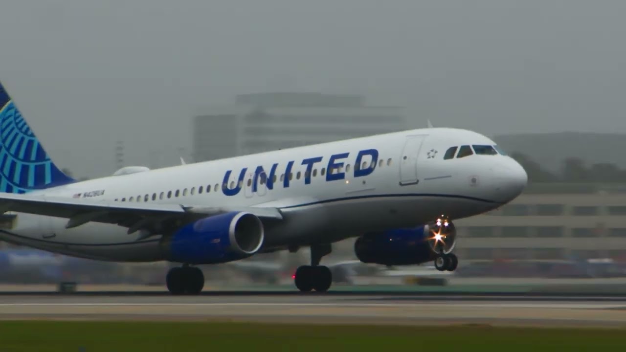 EARLY MORNING DEPARTURES AT SNA 11-12-25