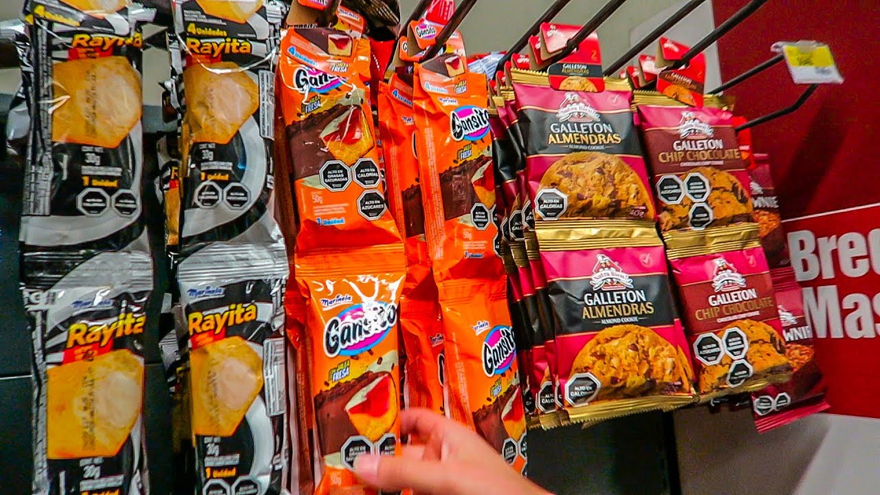YUMMY CHILEAN SNACKS! - Santiago, Chile