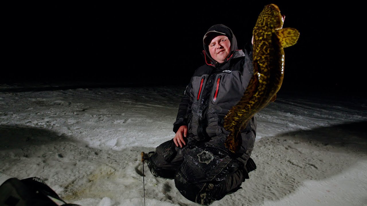 Pre Spawn Eel Pout Fishing in Northern Minnesota - In-Depth Outdoors S15, E16