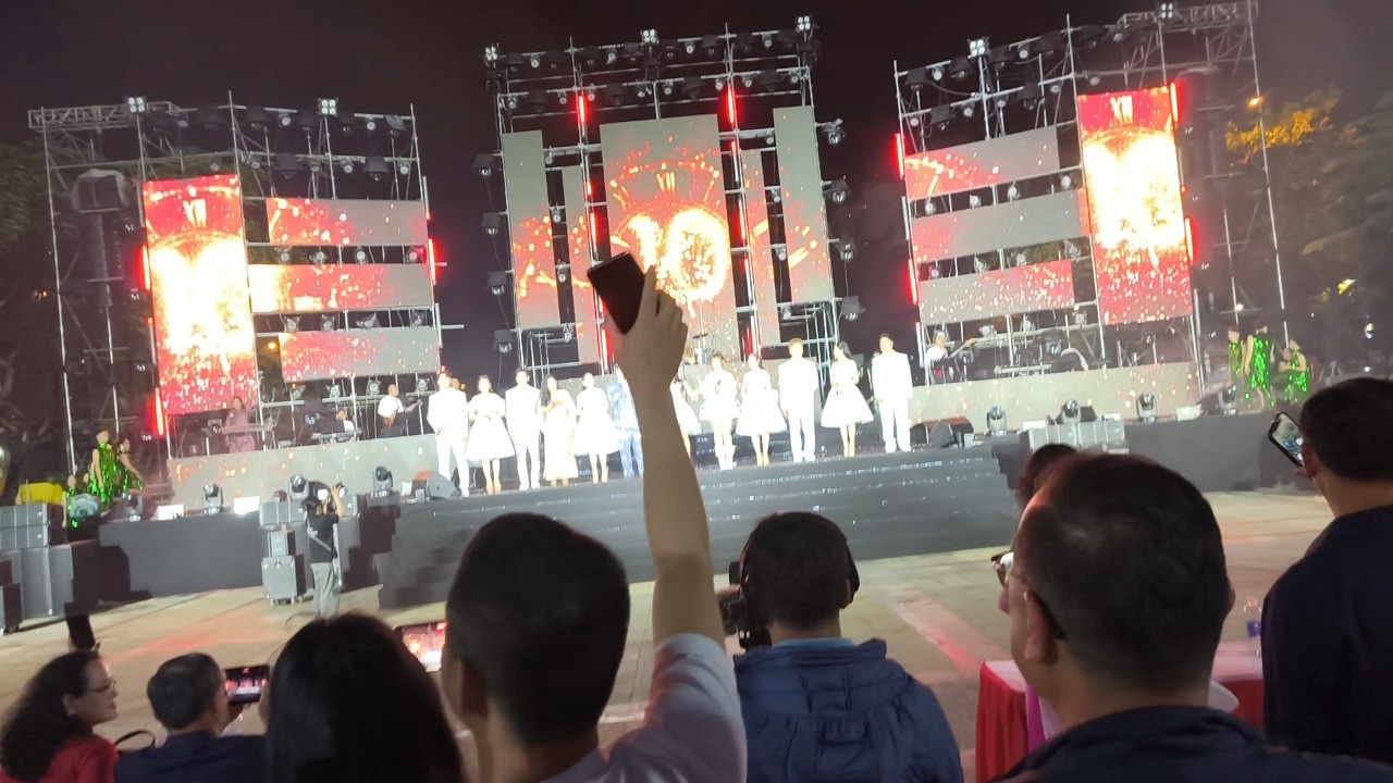 New Year’s Eve at Dragon Bridge – One World, One Stage, One Celebration