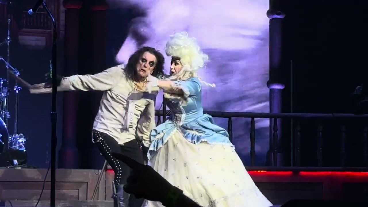 Alice Cooper - Ballad of Dwight Fry - Live @ Dickies Arena - Fort Worth TX - September 18, 2024
