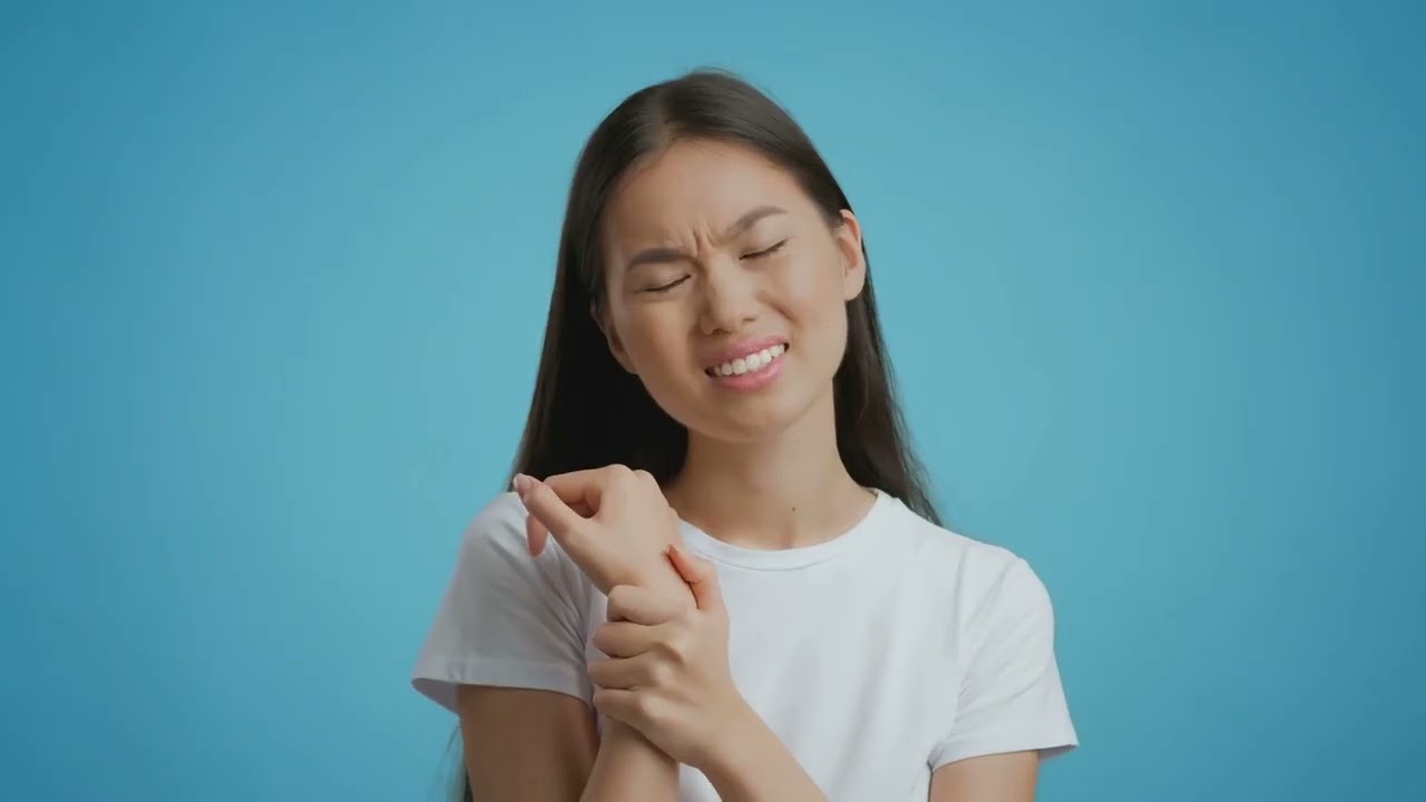 Know! Is Knuckle Cracking Really Bad for You? The Truth Revealed!