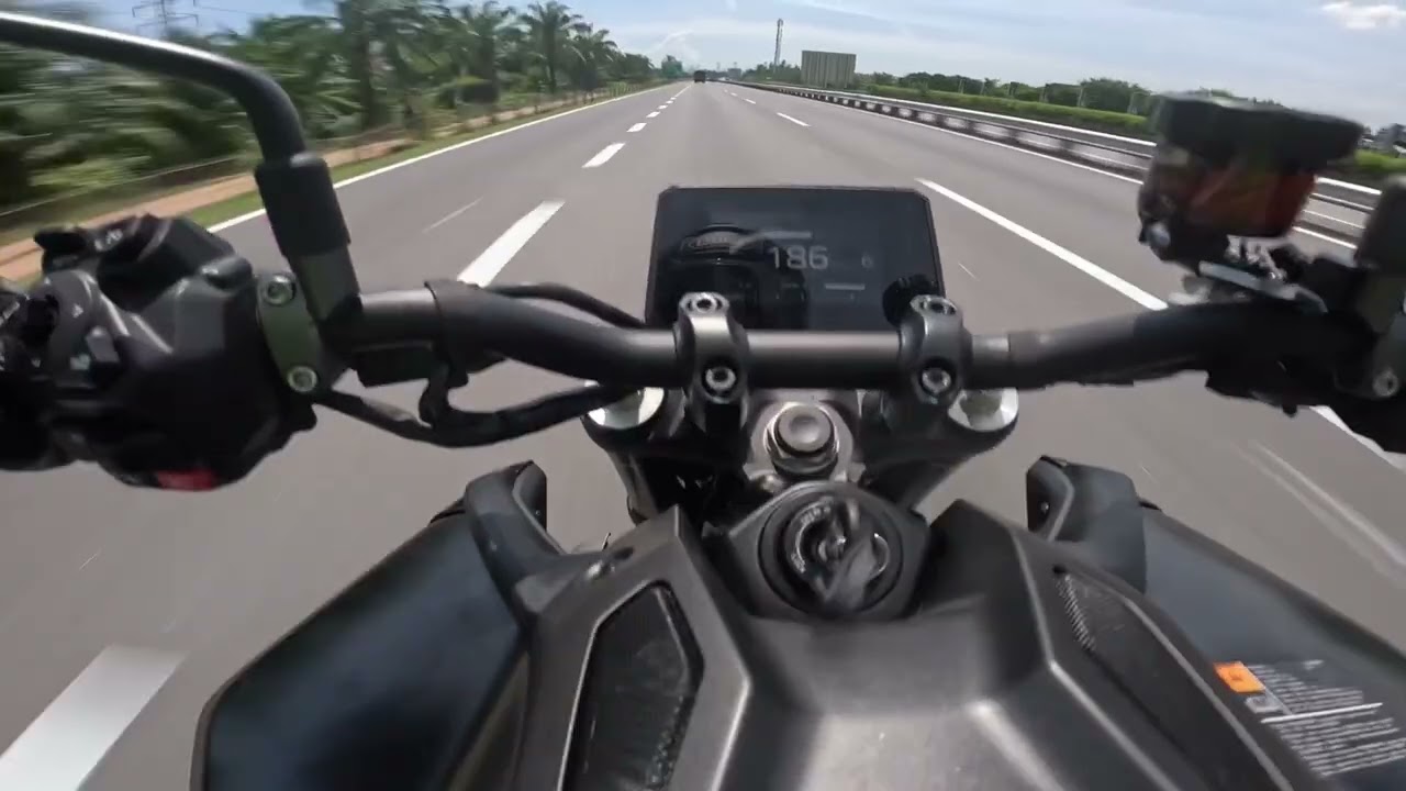 mt09 2025 ride pov