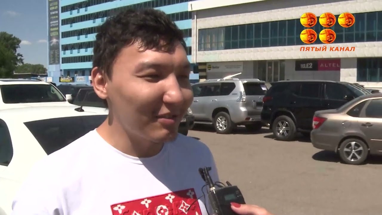 Позор в центре города.
