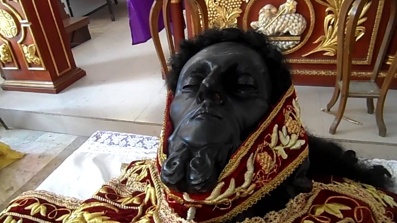 HOLY WEEK, SANTO ENTIERRO SAN LUIS PAMP. WELL KNOWN AS APUNG ARONG