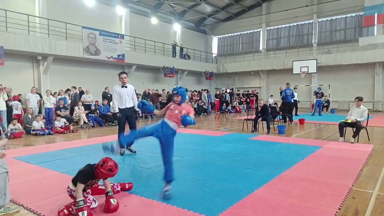 Чемпионат и первенство Омской области кикбоксинг 10-12,32кг Воронцова Д-Щукина Я финал