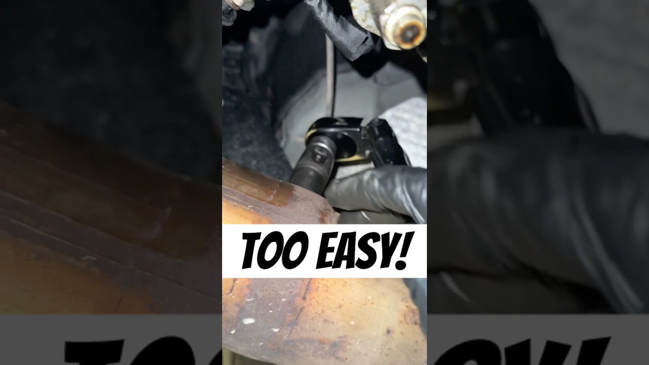 Mechanic&rsquo;s Secret Weapon for Stuck O2 Sensors! 😲 #mechanic
