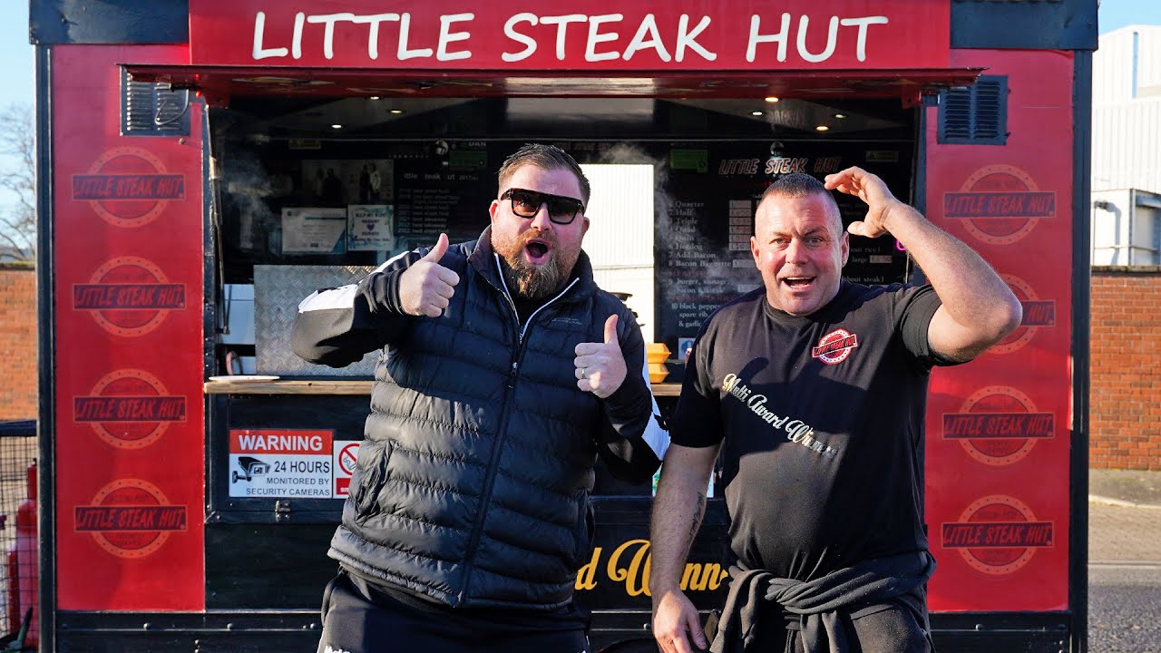 WE REVIEW THE AWARD WINNING LITTLE STEAK HUT | FOOD REVIEW CLUB