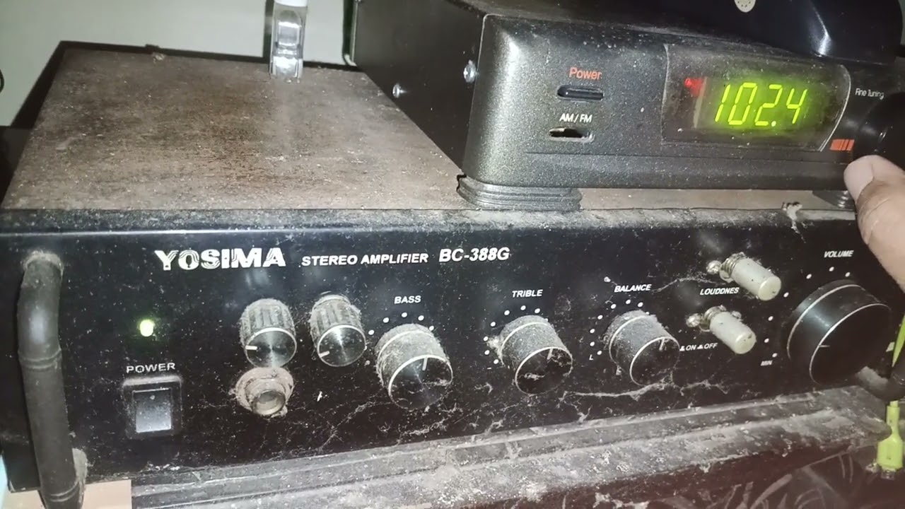Rabu 28 Jan 2026 Mendengar Musik.Berita Dengan Reciver FM 