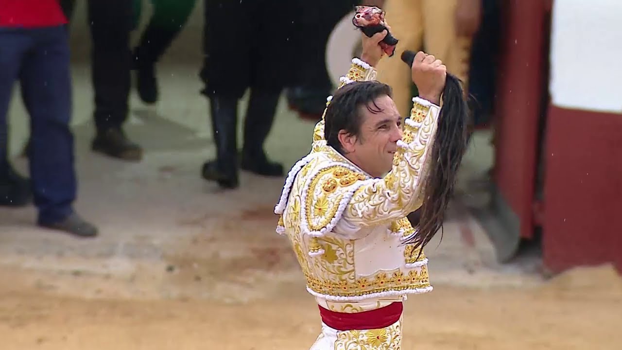 CORRIDA de TOROS desde Tarifa (C&aacute;diz) domingo 24 de agosto de 2025