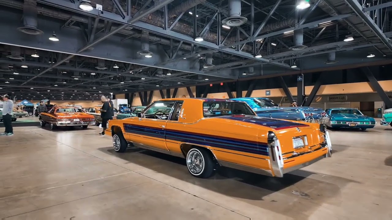 Long beach lowrider car show #automobile  #oldstyle #longbeach #lowrider 