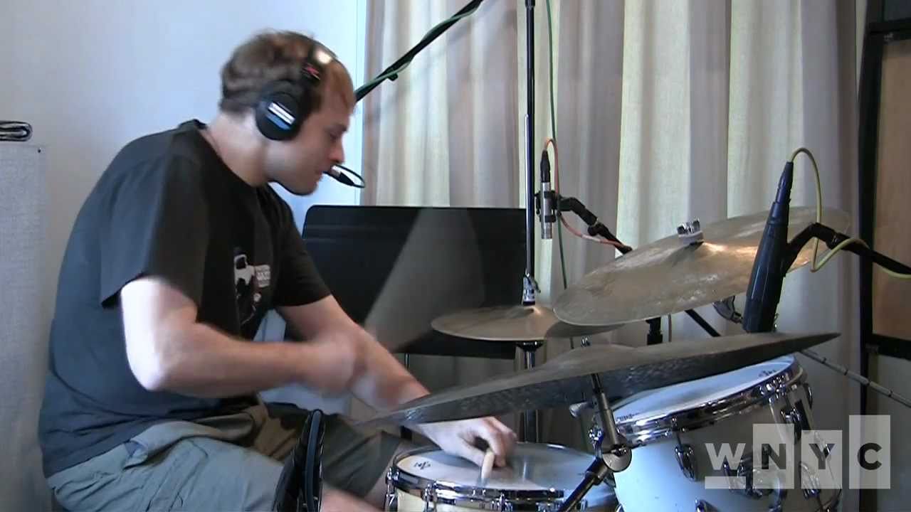Ari Hoenig 