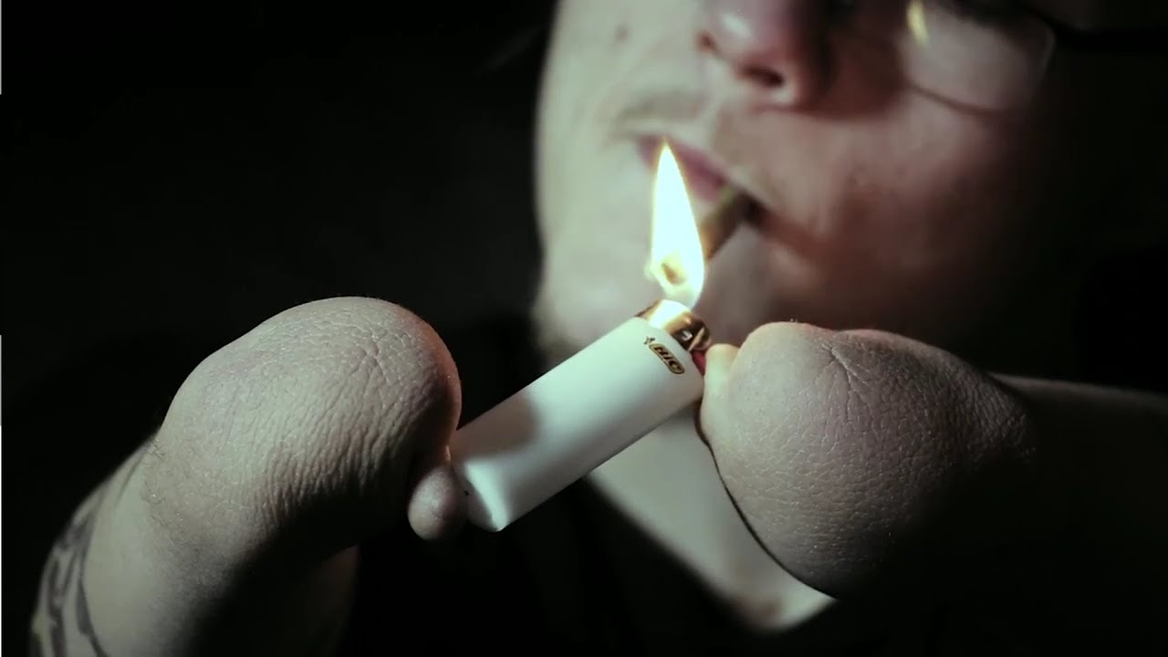 How To Roll A Blunt With No Hands w/ NUBS of Odd Squad Family