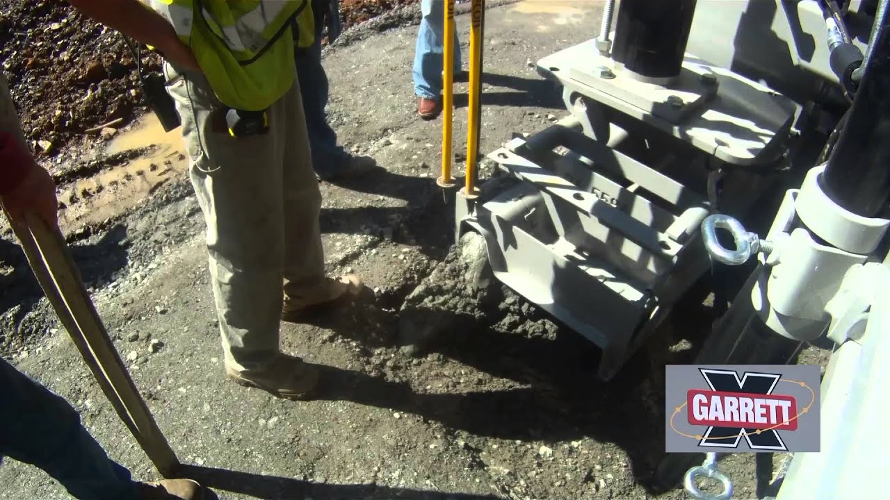 5700-CMAX  Topcom Satellite Controlled Concrete Power Curber