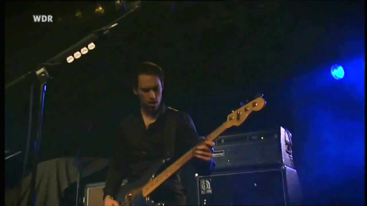 Halestorm  Slave To The Grind Live 720p)