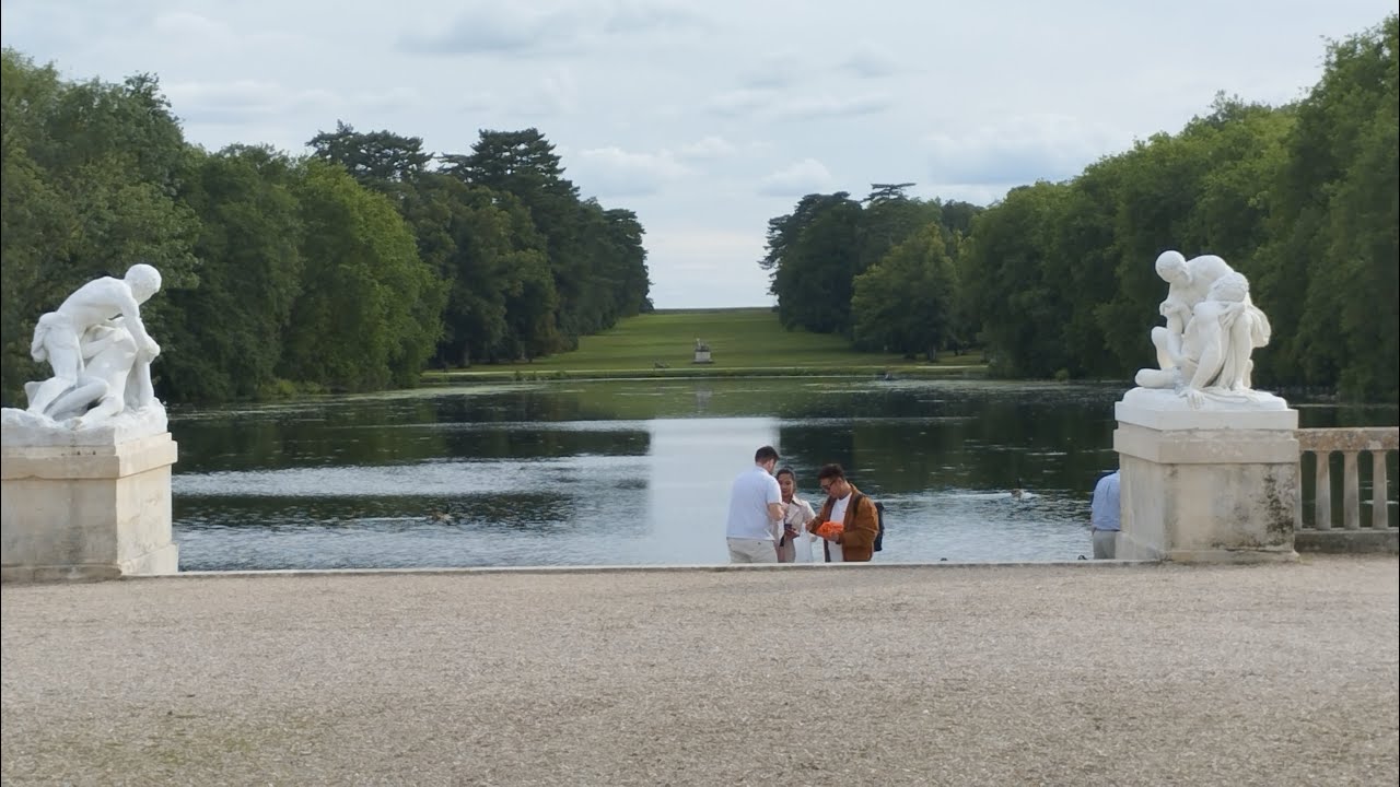 UNE  MERVEILLEUSE  PROMENADE  DE 4 HEURES  DANS LES AVENUES BUCOLIQUES DU CHATEAU  DE  RAMBOUILLET