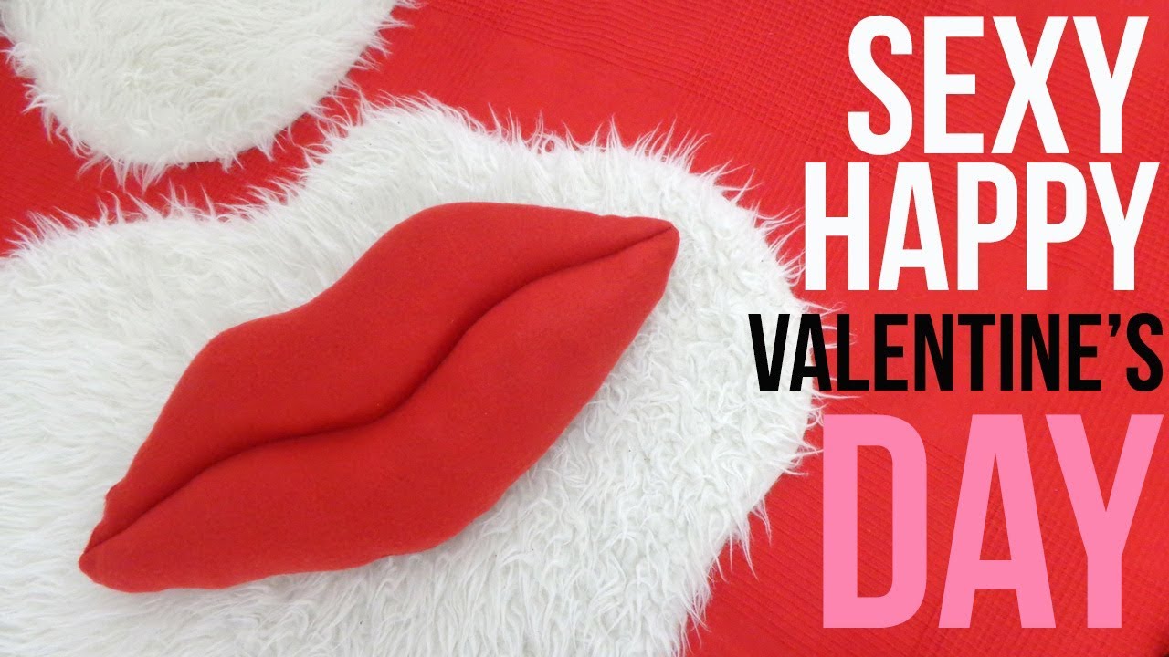DIY VALENTINE'S DAY LIPS PILLOW 💋 ROOM DECOR 💋 CUTE AND EASY WINTER TUTORIAL GIFT IDEA ON A BUDGET