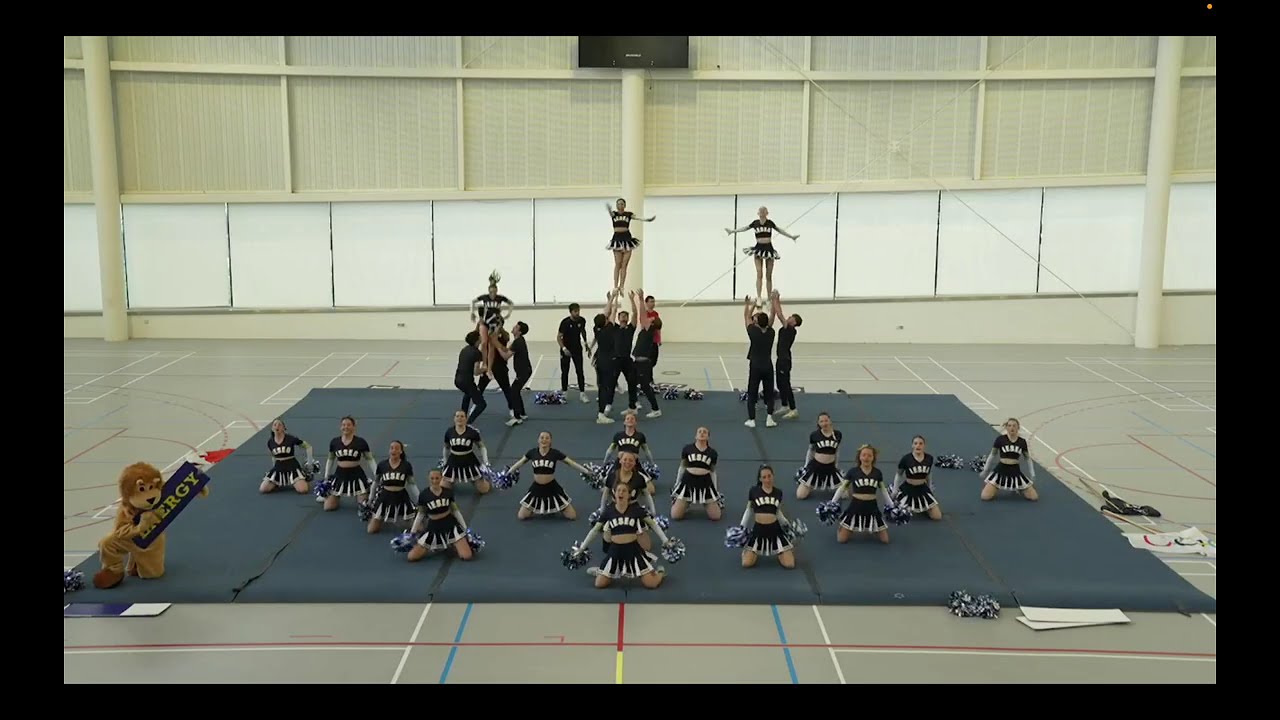 IESEG Lille - TOSS 2025 - Pompom *CHAMPIONS*