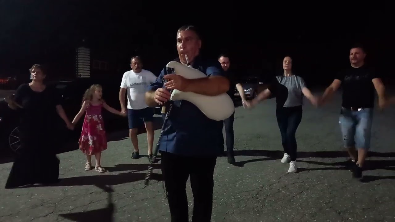 Магда Георгиева и Динко Палазов-Хороводна китка!