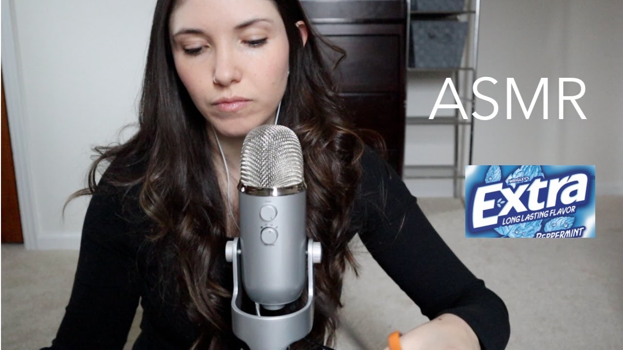 ASMR español | mascando chicle y cortando papel! ✂️