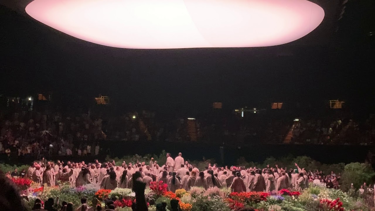 “Water” Kanye West: Sunday Service - 11/10/2019 at the Forum