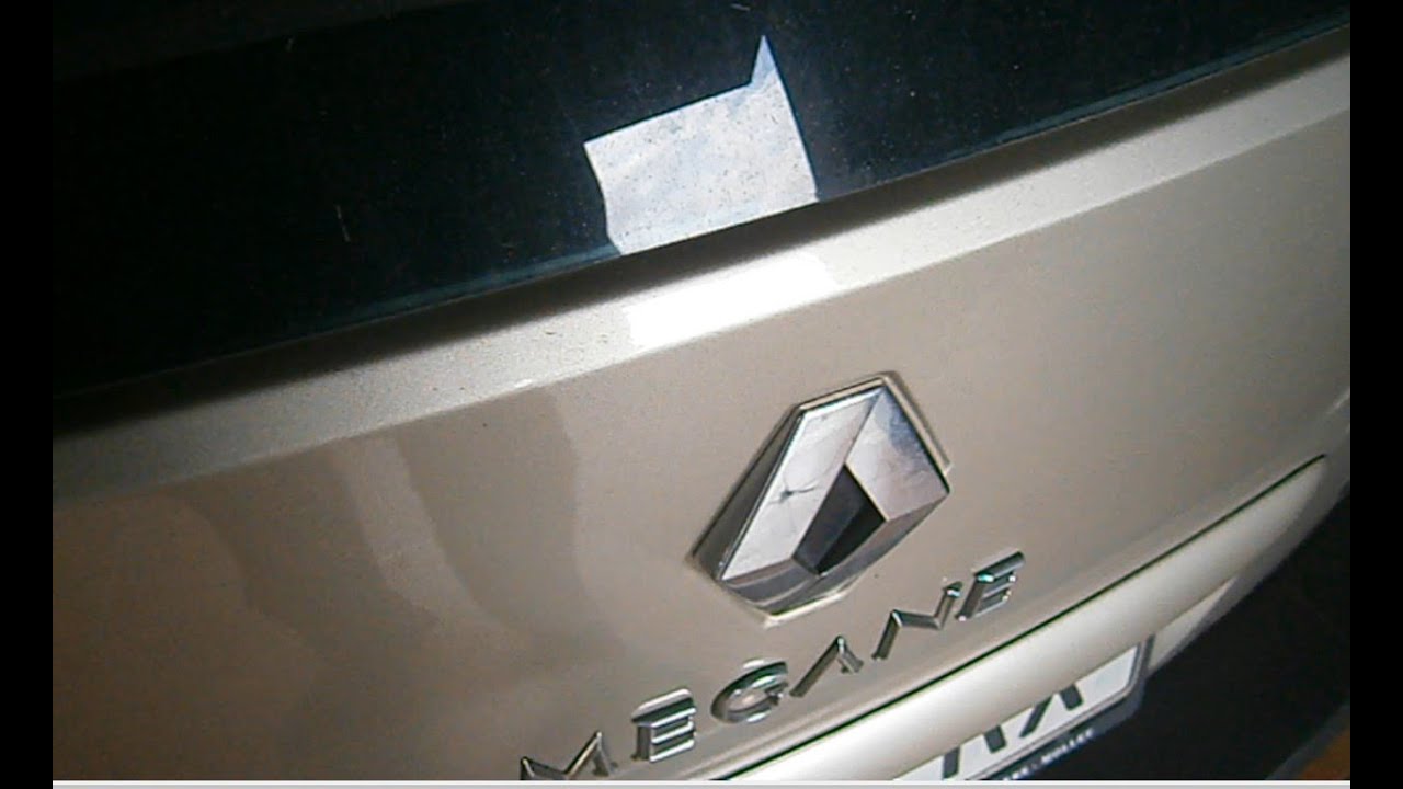 Renault Megane, puerta maletero no abre.