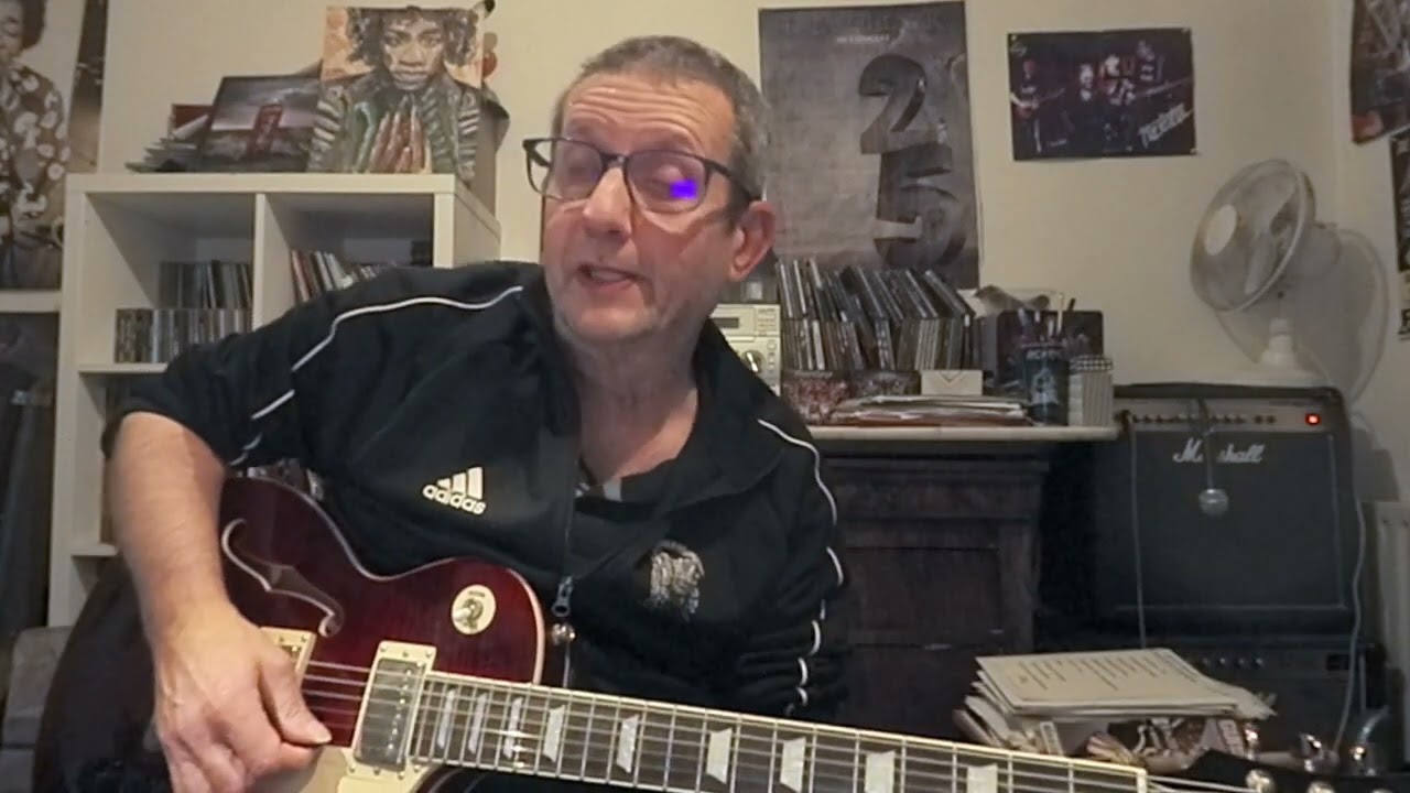 BLUES DEBUTANT N°2 SHUFFLE EN E