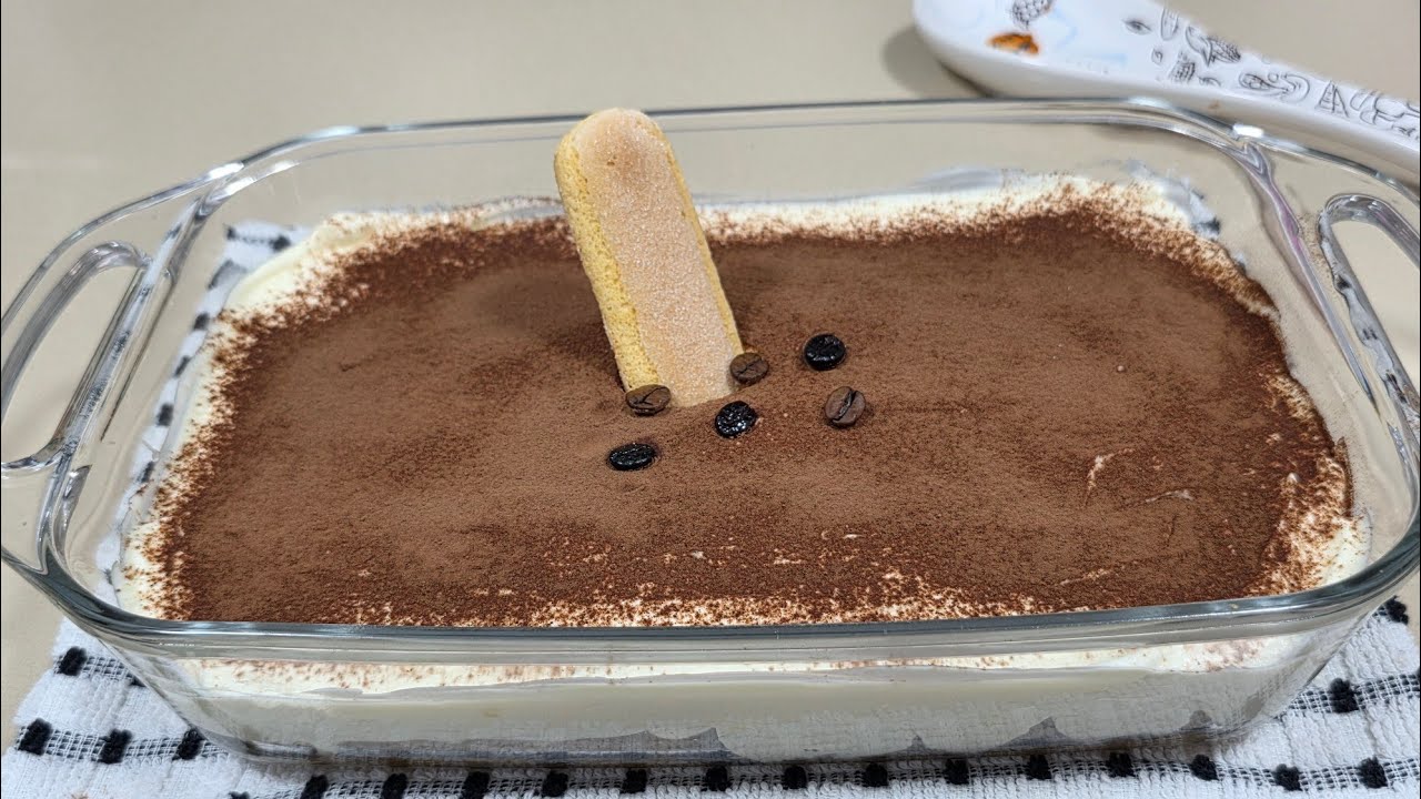 😋 EL TIRAMISÚ más rápido 🖐EN 5 MINUTOS ❌️ SIN HUEVO sólo con batidora // BEATRIZ COCINA