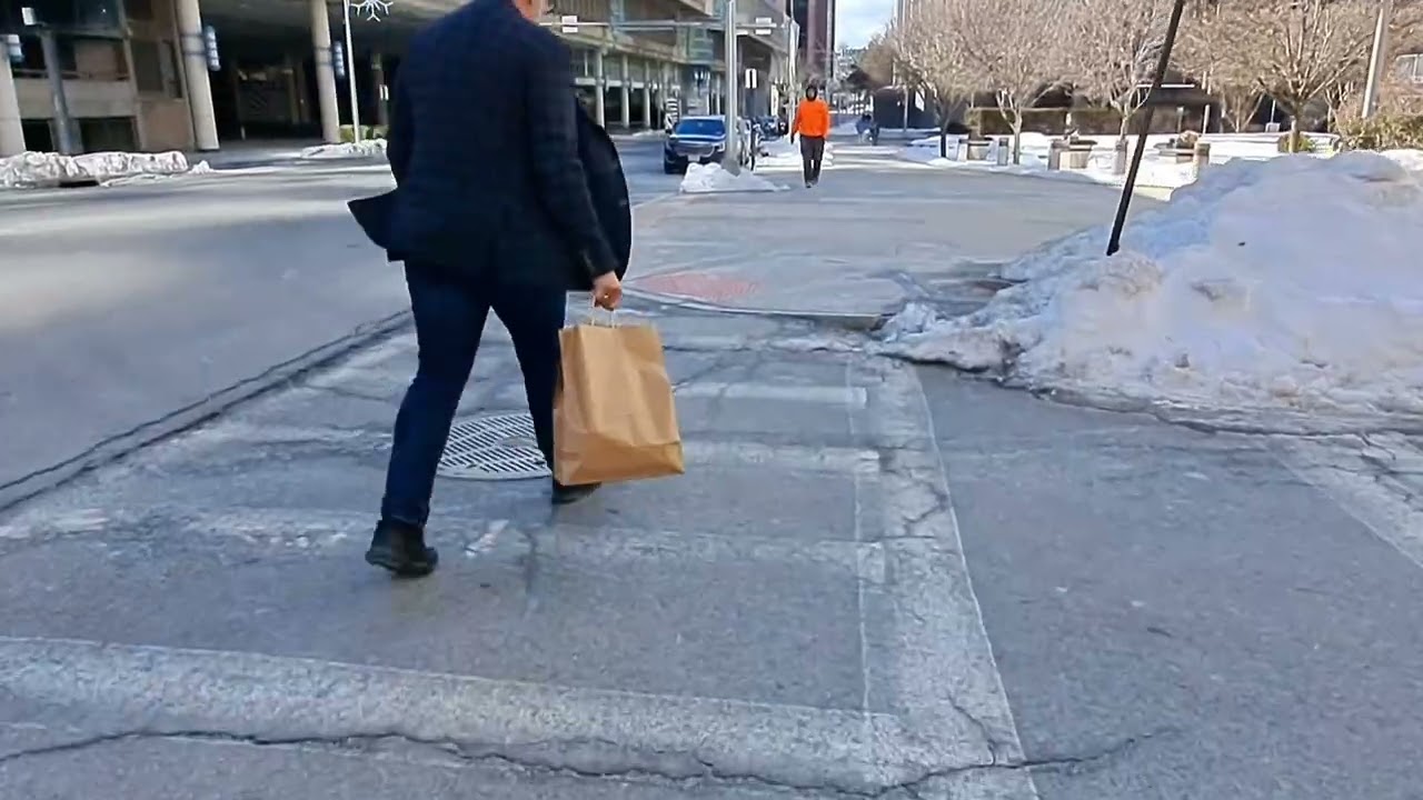 Walking From Mamaroneck Ave. To Hamilton Ave.