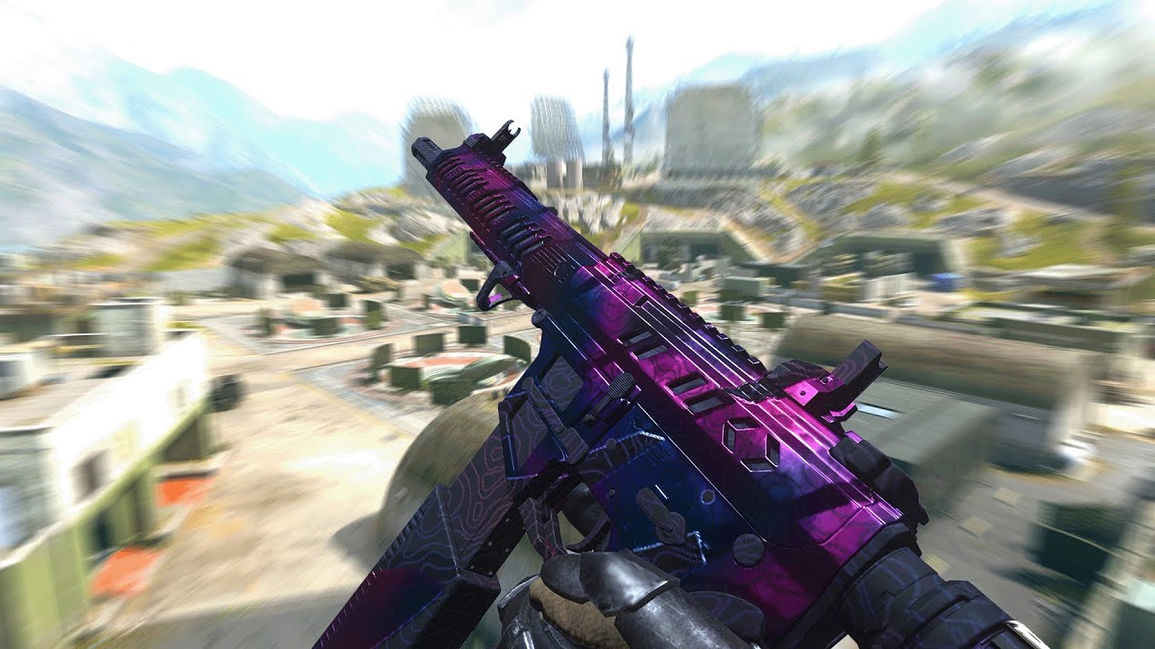 Warzone's  SMG King In Season 4