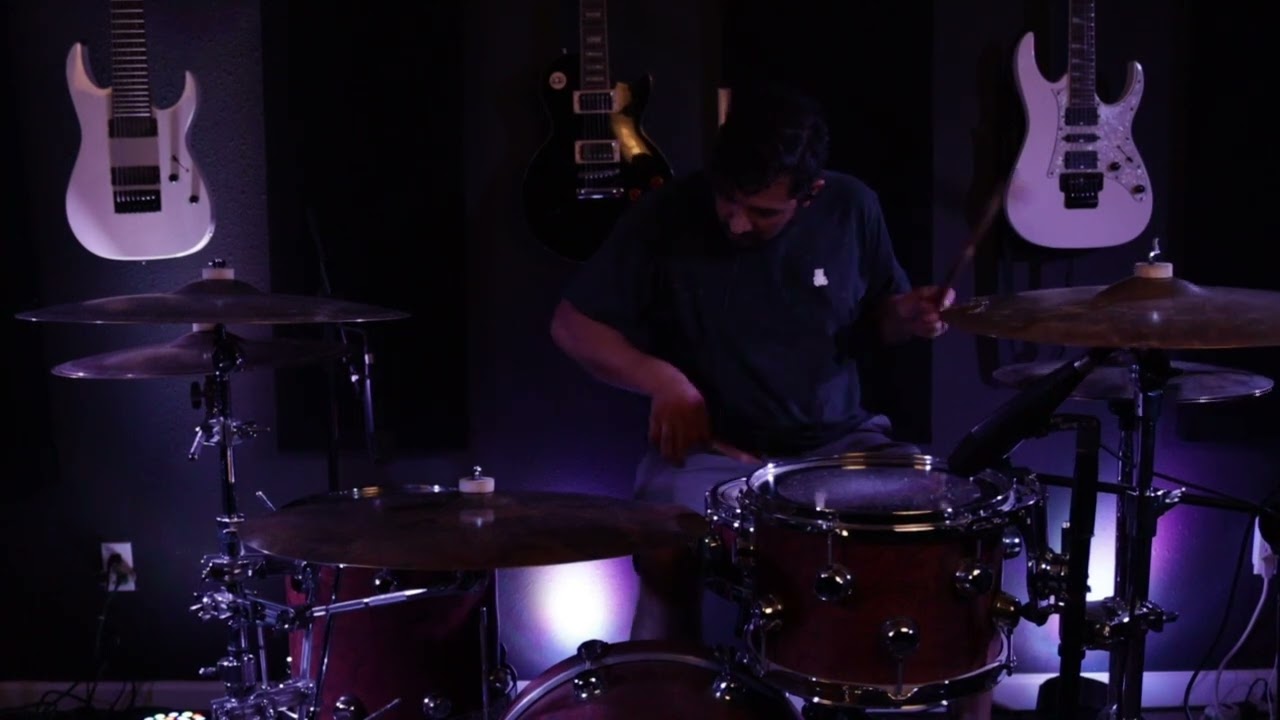 Elley Duhe - Middle of the Night ( drum cover )