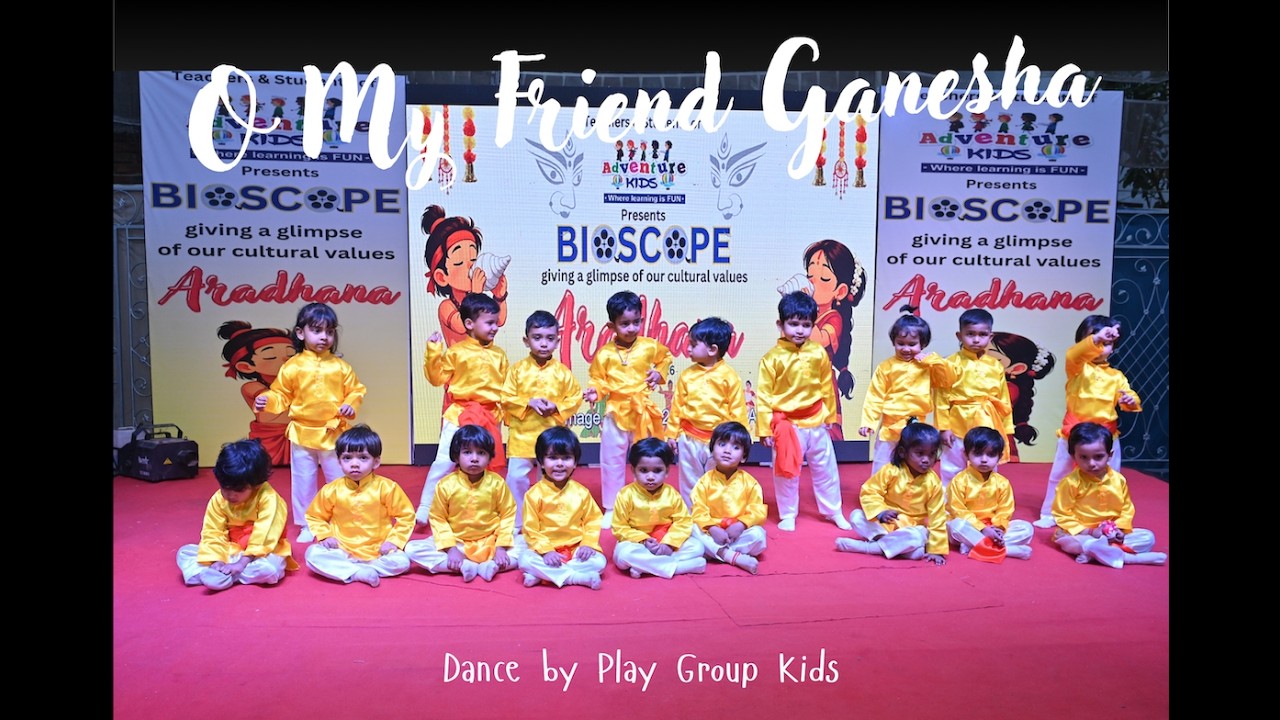 Cute performance by little kids of Play Group, Adventure Kids, Gwalior