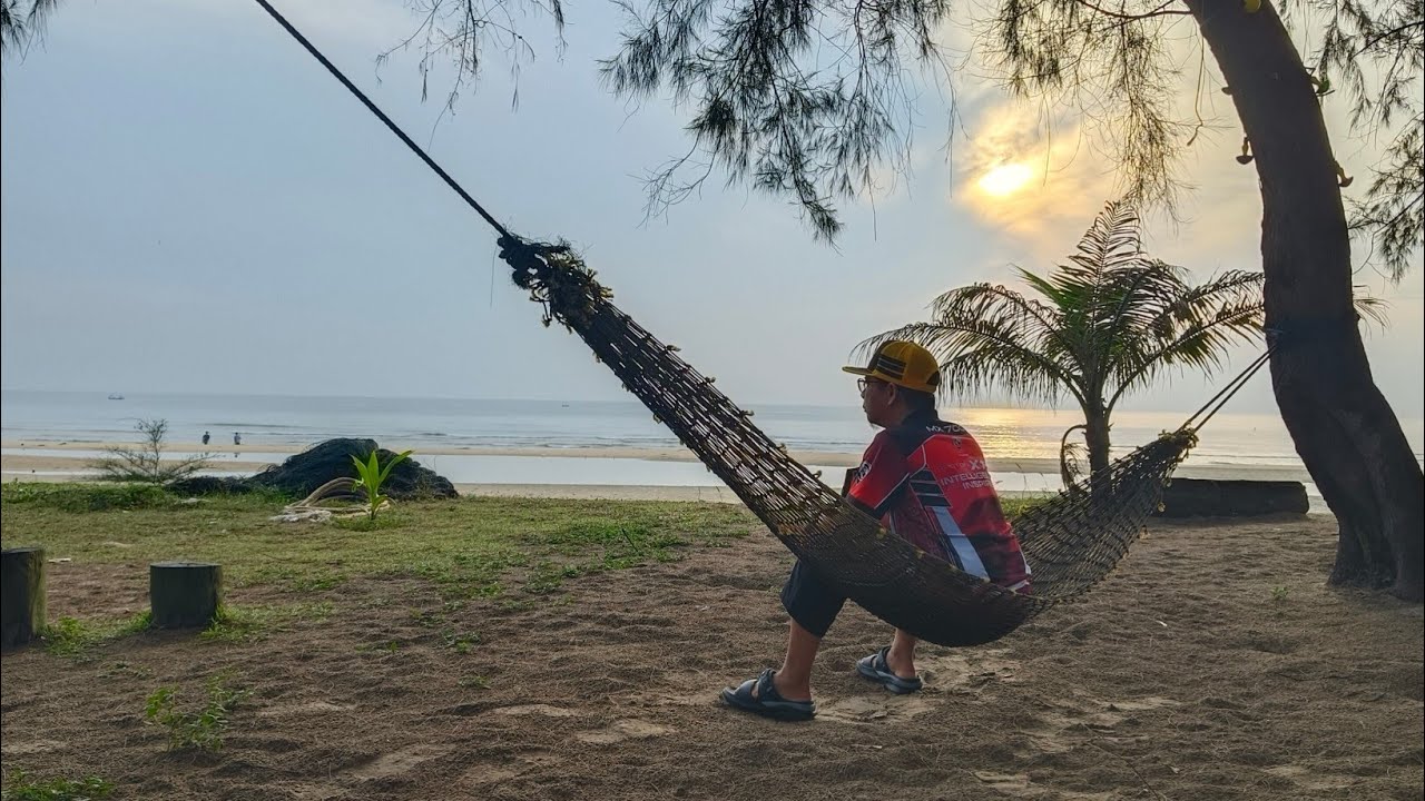 [210] Samsuria Front Beach Resort 