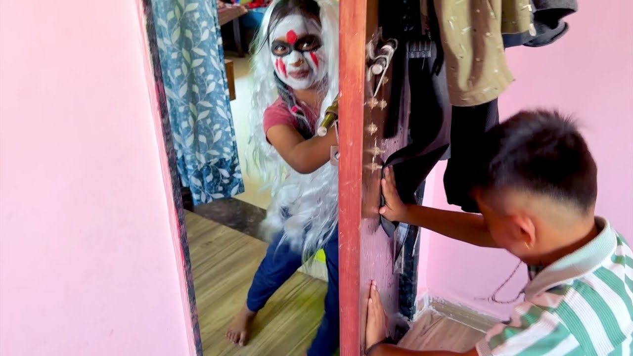 serbian dancing lady ghar me ghusi 🔥#horror 