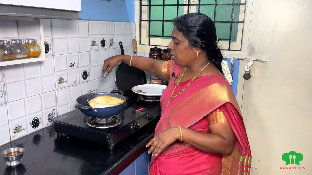 Soft & Fluffy Hotel Style சோளா பூரி வீட்டில் இப்படி செய்யுங்க - Choola Poori Recipe In Tamil