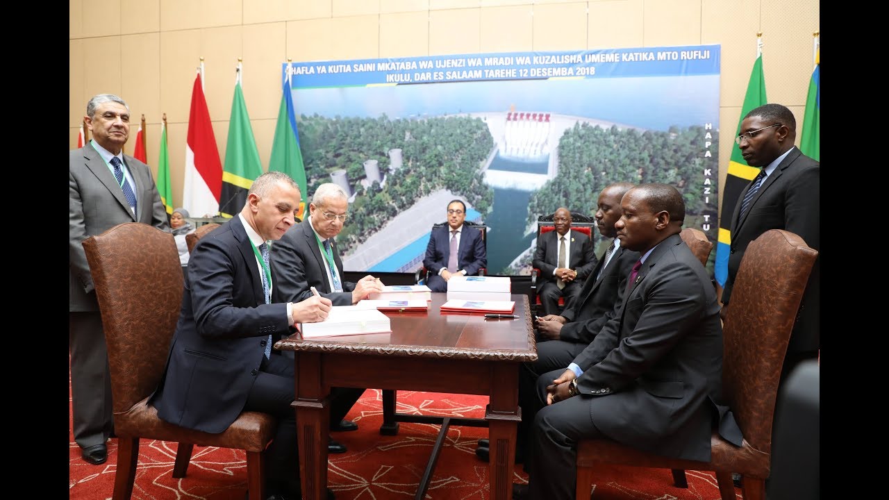 HOTUBA YA RAIS DKT. MAGUFULI  HAFLA YA UTIAJI SAINI MKATABA WA UJENZI MRADI WA UMEME WA RUFIJI