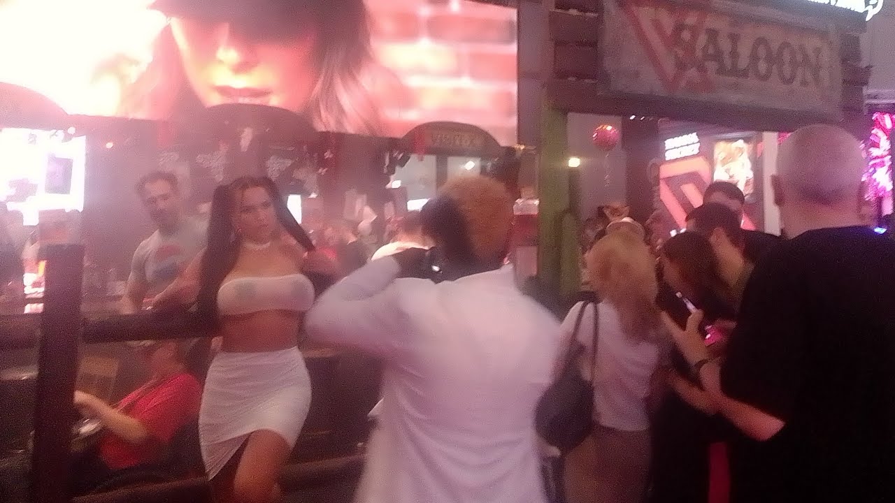 Inside VENUS BERLIN 2025  E-ROTIK