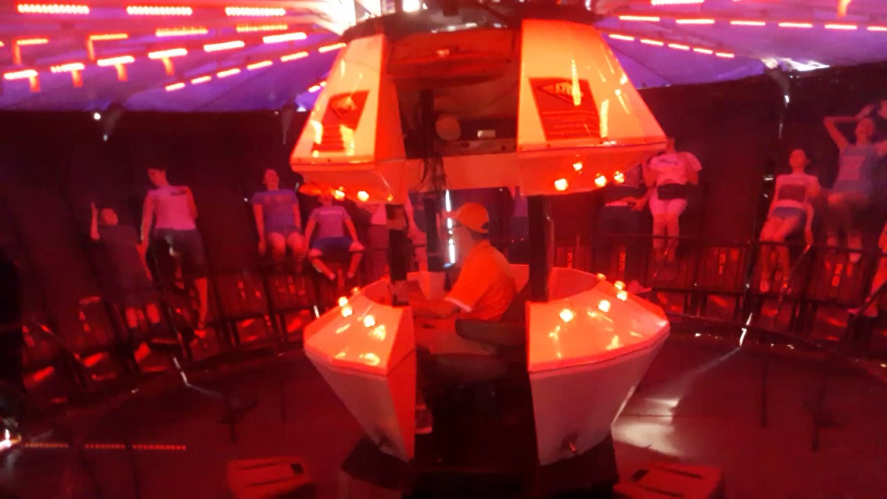 Alien Abduction Ride (Gravitron) (On-Ride) At the OC Fair