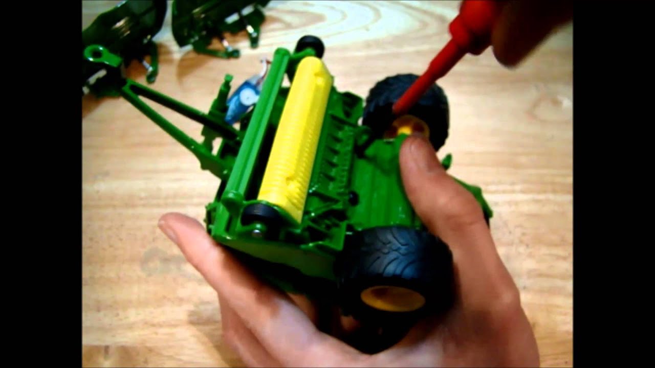 John Deere 990 Baler Part 1 - Pick up reel servo