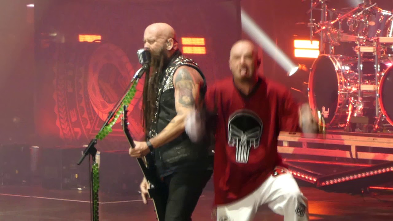 Five Finger Death Punch - Burn It Down - live @ Hallenstadion in Zurich 17.02.2020